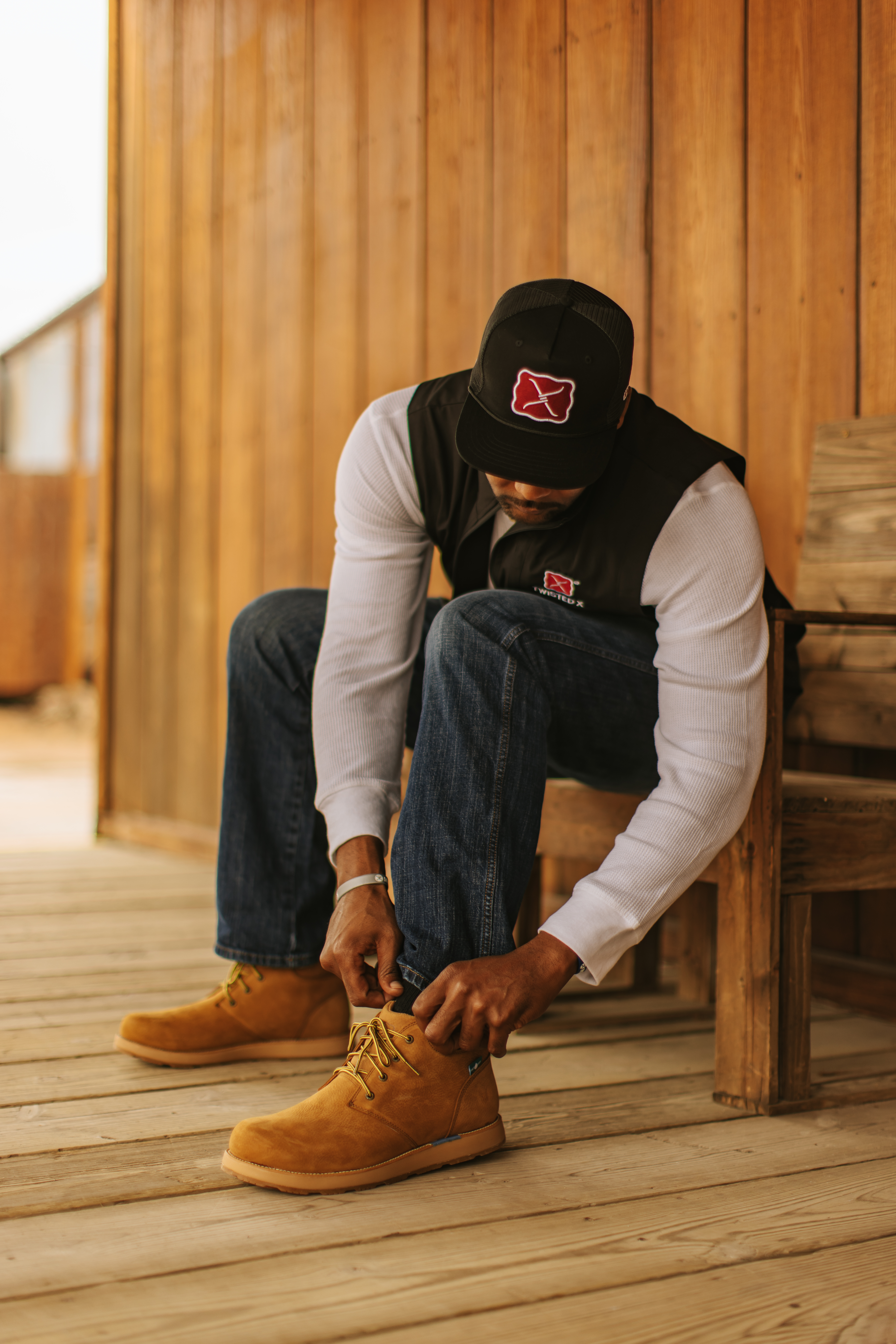TWISTED X® DEBUTS FIRST BRANDED APPAREL COLLECTION